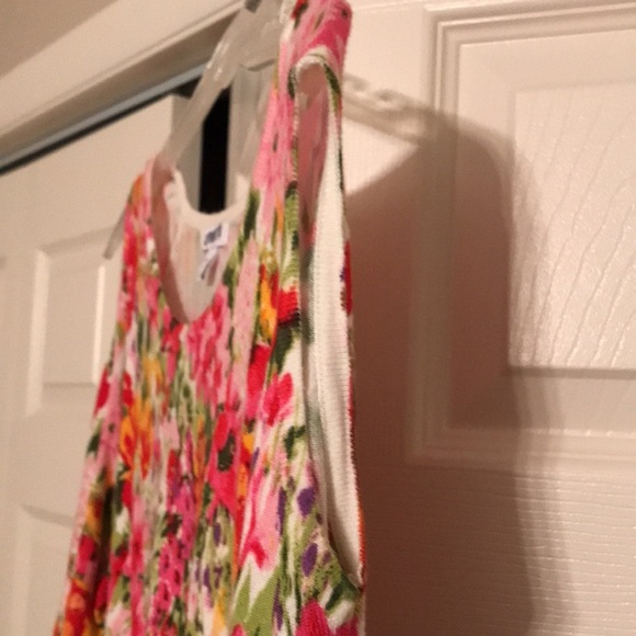 Roz and Ala, could shoulder top, 1x - Picture 4 of 9